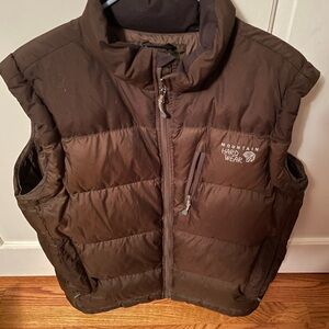 Mountain Hardwear Men's Dark Brown Puffer Vest